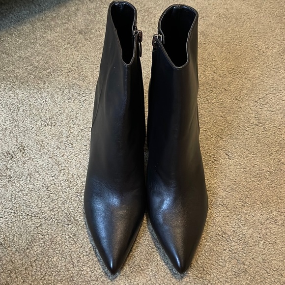 Nine West Shoes - Nine West Gaba Booties. Size 8.
